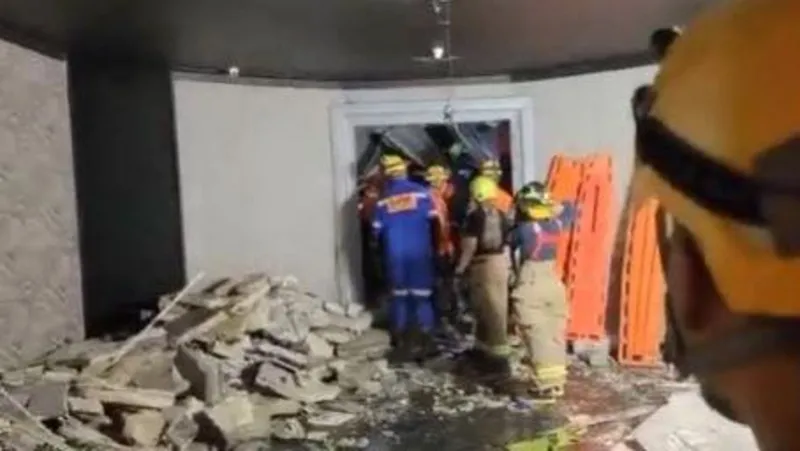 Roof collapse at Dominican Republic nightclub kills more than a dozen